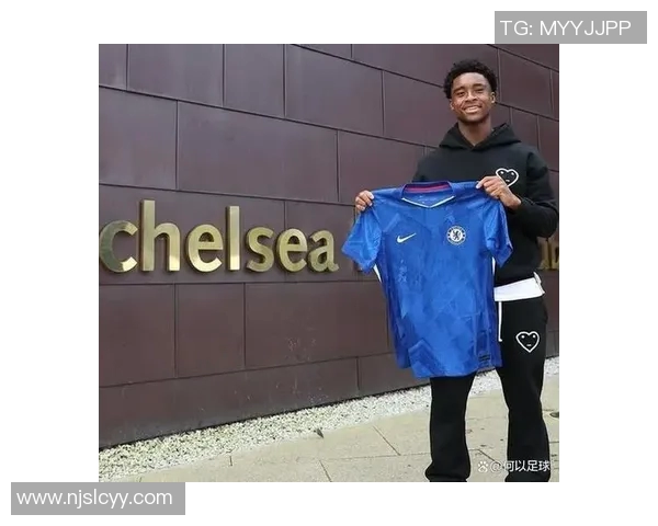 切尔西足球明星的时尚穿搭解析与潮流搭配技巧分享